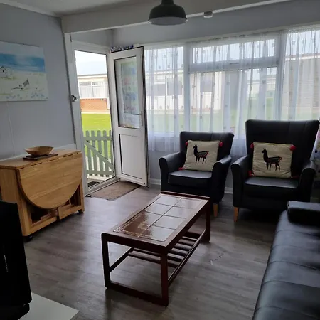 Sands Holiday Chalet Dog Friendly, Free Wifi, Swimming Pool And Club Passes Included Scratby Esterno foto