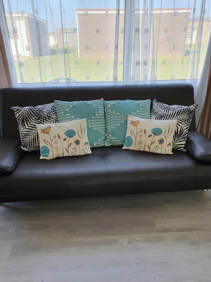 Sands Dog Friendly, Free Wifi, Swimming Pool And Club Passes Included *